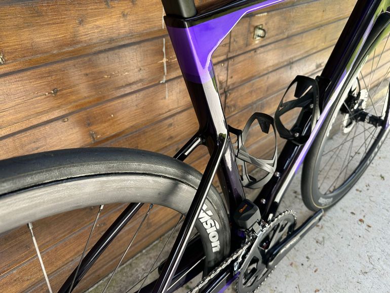 Used BH Bikes Ultralight Shimano 105 Di2 2025 Road & Gravel — image 6 of 16