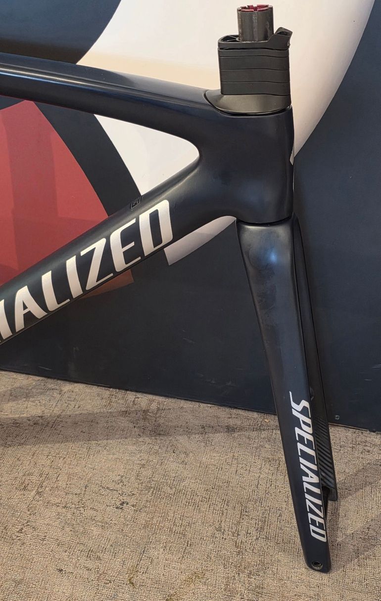 Used Specialized Tarmac SL7 Comp - Rival eTap AXS 2023 Frameset 2023 Road & Gravel, Light Gray — image 13 of 13