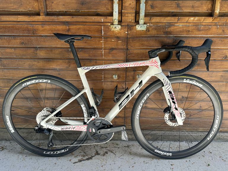 Used BH Bikes Ultralight Shimano 105 Di2 2025 Road & Gravel, White — image 1 of 14