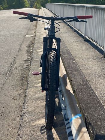 Used Giant Stance Shimano Deore 2023 Mountainbike, Black, 29 — image 13 of 13
