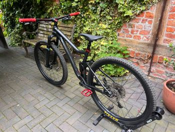 Used Giant Stance Shimano Deore 2023 Mountainbike, Black, 29 — image 5 of 13