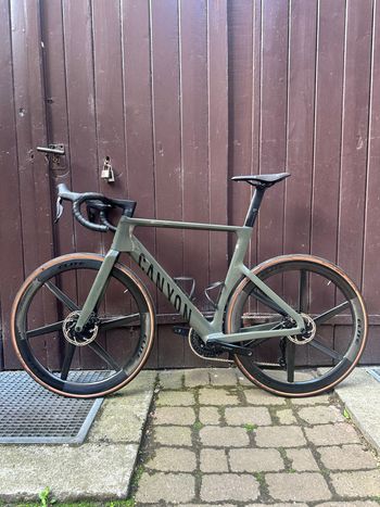 Used Canyon Aeroad Shimano 105 2024 Road & Gravel — image 7 of 7