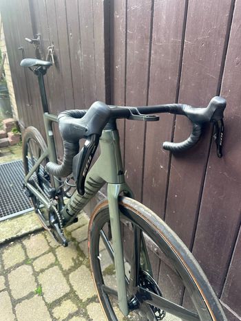 Used Canyon Aeroad Shimano 105 2024 Road & Gravel — image 3 of 7