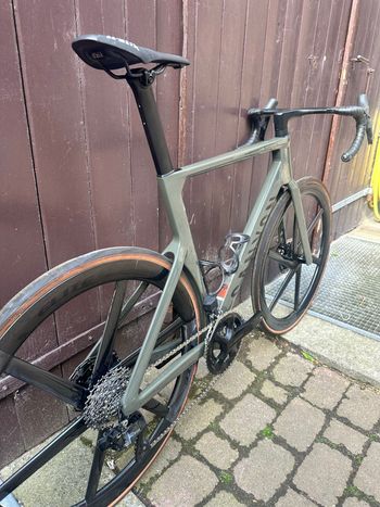 Used Canyon Aeroad Shimano 105 2024 Road & Gravel — image 4 of 7