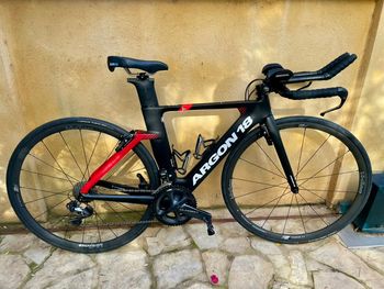 Used Argon 18 E-117 TRI KIT 2 DI2 - Ult Di2 2019 2019 Road & Gravel, Black — image 2 of 8