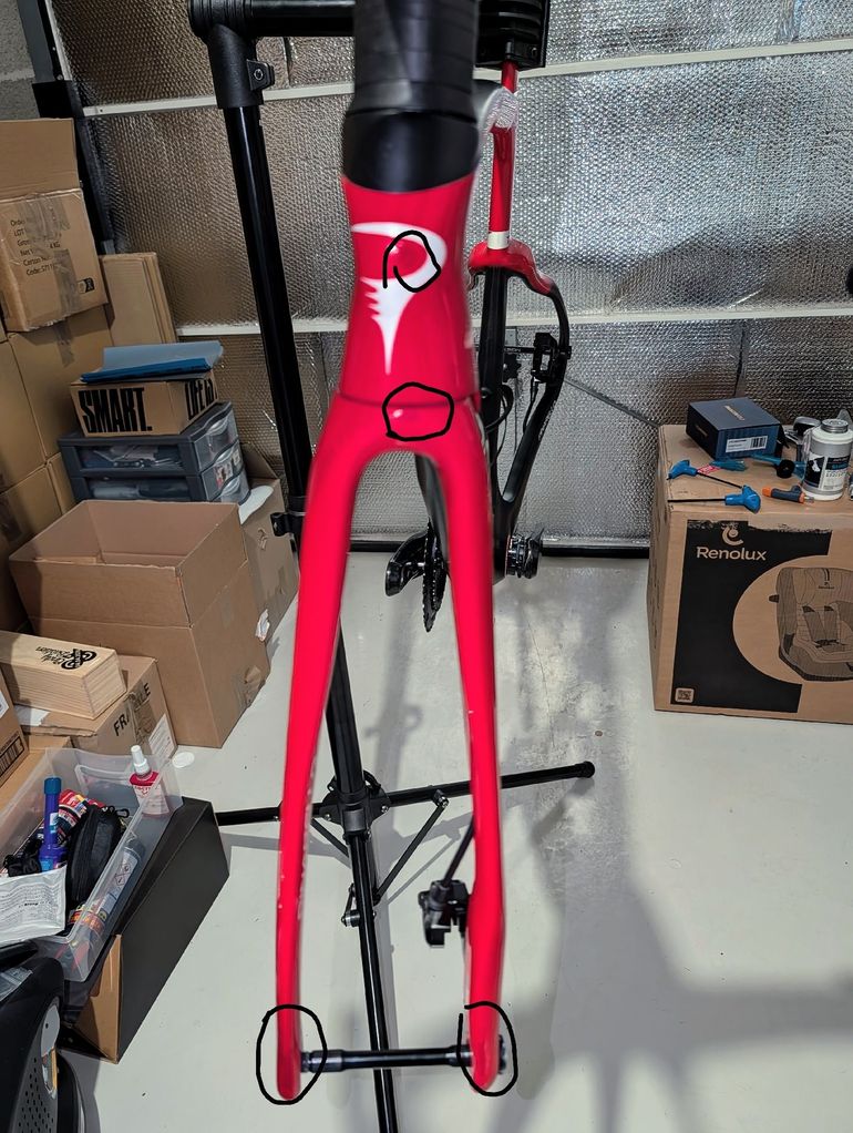 Used Pinarello DOGMA F RED ETAP AXS Disc 2024 Frameset 2024 Road & Gravel — image 2 of 8