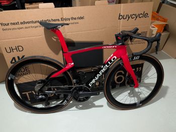 Used Pinarello DOGMA F RED ETAP AXS Disc 2024 Frameset 2024 Route & Gravel