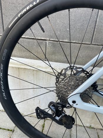 Used Trek Émonda SL 6 2024 2024 Road & Gravel, Light Gray — image 16 of 21