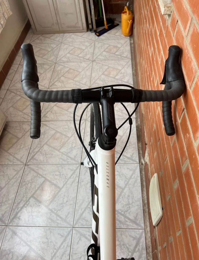 Used Scott Speedster 20 2020 2020 Road & Gravel, Weiß — image 3 of 7