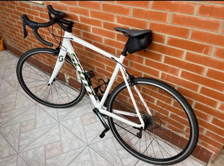 Used Scott Speedster 20 2020 2020 Road & Gravel, Weiß — image 1 of 7