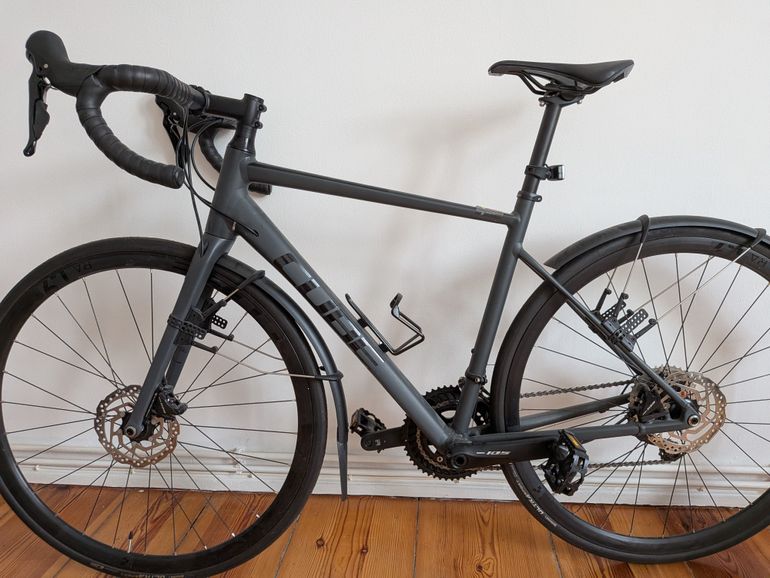 Used CUBE ATTAIN GTC SLX 2023 2023 Road & Gravel, Nero — image 1 of 8