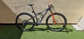 Orbea Oiz Shimano Deore XT Di2 2022 Mountainbike de segunda mano, Negro — imagen 2 de 4