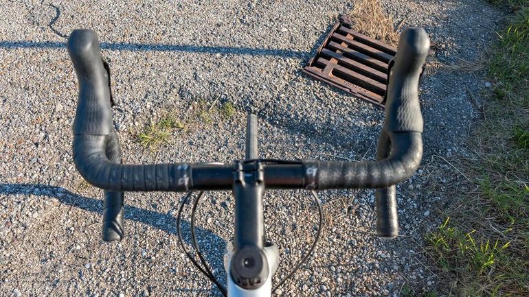 Used Lapierre Xelius SL 5.0 Disc 2021 2021 Road & Gravel, Light Gray — image 6 of 10