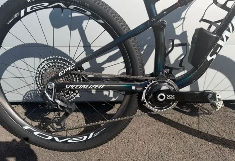 Used Specialized S-Works Epic LTD 2023 2023 Mountainbike, Black — image 4 of 6