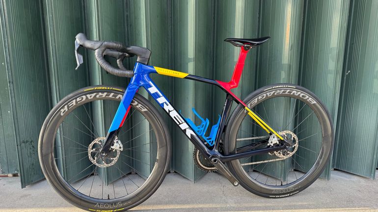 Used Trek Madone SLR 9 AXS Gen 8 2025 2025 Road & Gravel — image 2 of 8