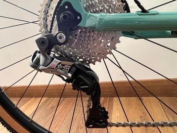 Used Rock Machine GRAVELRIDE INT E700 DI2 - 2023 - L 2023 Road & Gravel, Light Gray — image 23 of 27