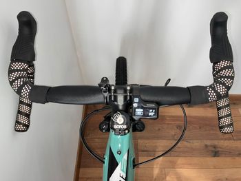 Used Rock Machine GRAVELRIDE INT E700 DI2 - 2023 - L 2023 Road & Gravel, Light Gray — image 12 of 27