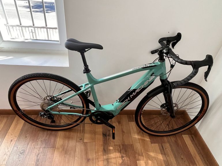 Used Rock Machine GRAVELRIDE INT E700 DI2 - 2023 - L 2023 Road & Gravel, Light Gray — image 2 of 27