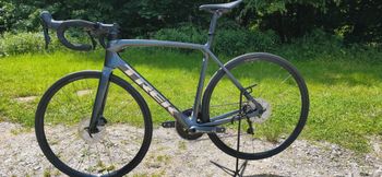 Used Trek Émonda SL 6 Disc Pro 2022 2022 Road & Gravel, Light Gray — image 8 of 11