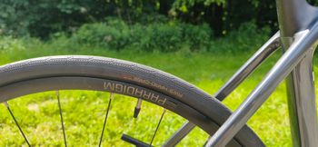 Used Trek Émonda SL 6 Disc Pro 2022 2022 Road & Gravel, Light Gray — image 4 of 11