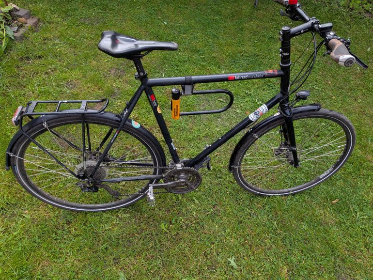 Used VSF Manufaktur VSF-fahrradmanufaktur T-500 - 2019 - 28 Zoll - Diamant Shimano Deor 2019 Urban, Black — image 2 of 7