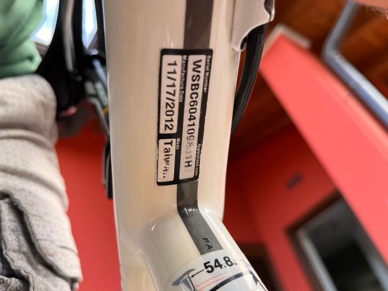 Used Specialized Roubaix Shimano Sora 2013 Road & Gravel, Weiß — image 5 of 7