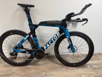 Used Factor SLiCK - SRAM Force w/ Power Meter 2026 2026 Route & Gravel