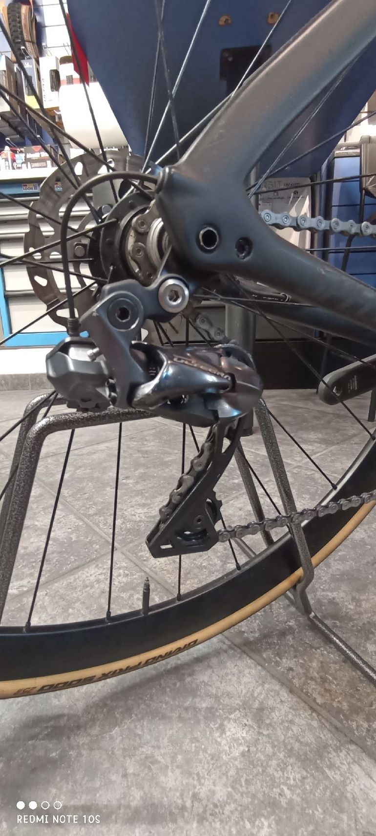 Used Specialized Venge Pro 2019 2019 Road & Gravel — image 3 of 7