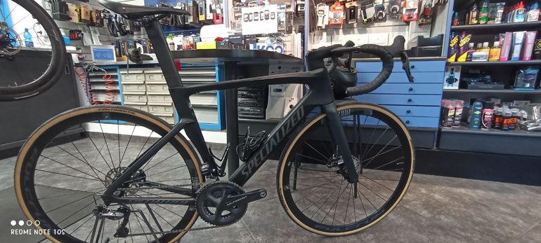 Used Specialized Venge Pro 2019 2019 Road & Gravel — image 1 of 7