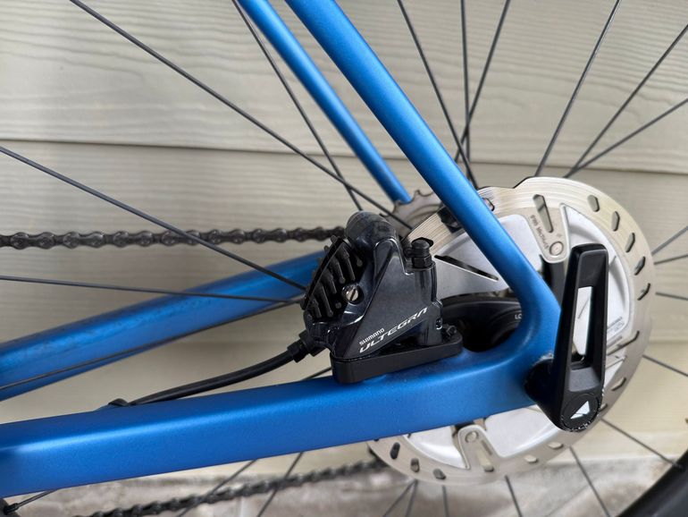 Used Canyon Ultimate CF SL Disc 8.0 Di2 2020 2020 Road & Gravel, Blue — image 8 of 12
