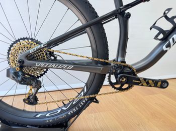 Used Specialized Specialized Epic Expert 2022 Taglia L 2022 Mountainbike, Black — image 4 of 28
