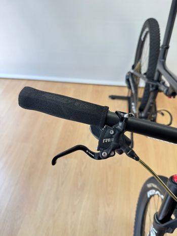 Used Specialized Specialized Epic Expert 2022 Taglia L 2022 Mountainbike, Black — image 22 of 28