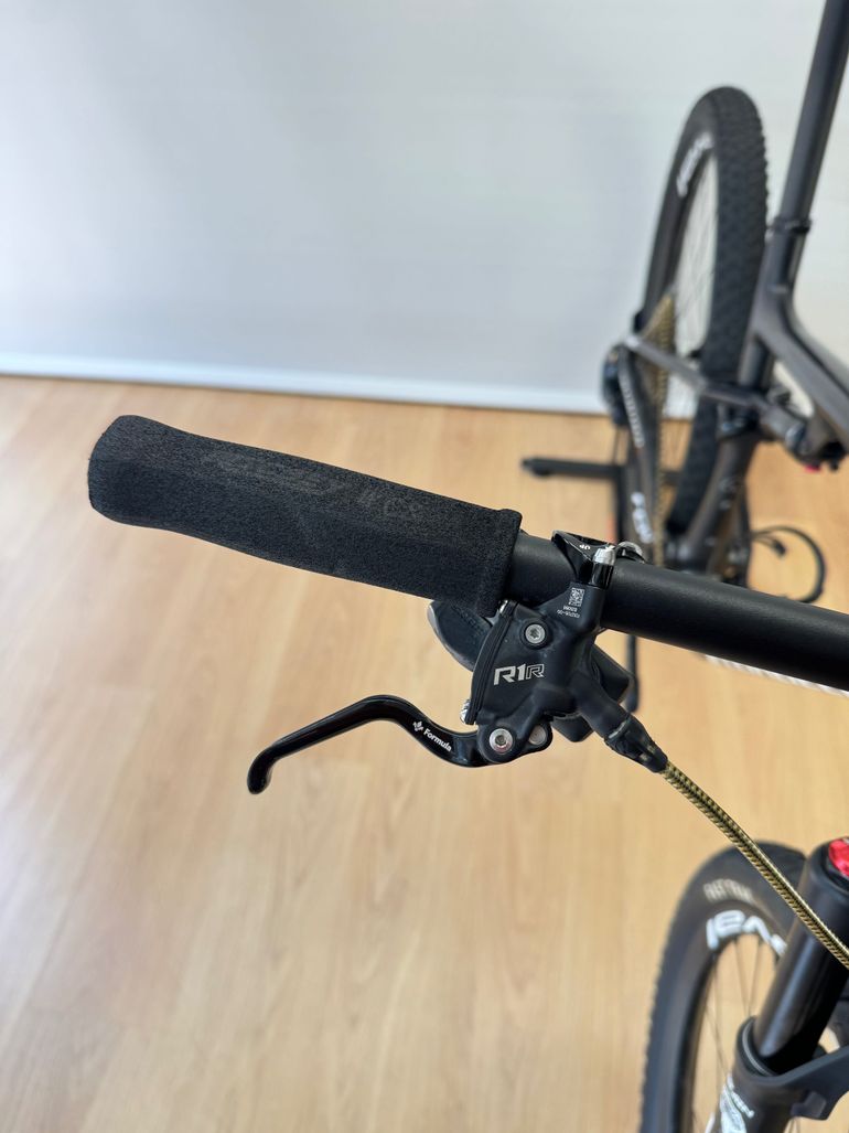 Used Specialized Specialized Epic Expert 2022 Taglia L 2022 Mountainbike, Black — image 22 of 28