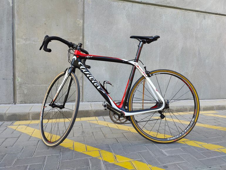 Used Wilier Wilier Cento1 Carbon (7.1kg) Campagnolo Record Titanium 2x10 (~2011) 2011 Road & Gravel, Black — image 10 of 10