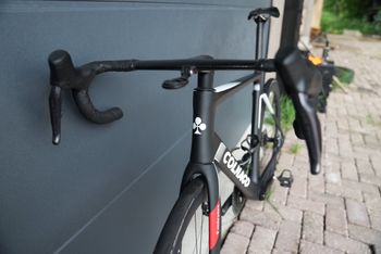 Used Colnago V4Rs Shimano Ultegra Di2 2025 2025 Road & Gravel — image 5 of 11