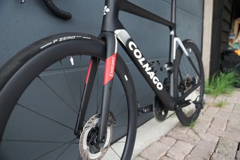 Used Colnago V4Rs Shimano Ultegra Di2 2025 2025 Road & Gravel — image 6 of 11