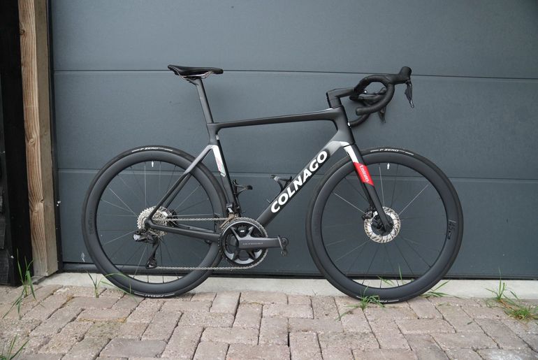 Used Colnago V4Rs Shimano Ultegra Di2 2025 2025 Road & Gravel — image 1 of 11