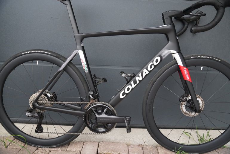 Used Colnago V4Rs Shimano Ultegra Di2 2025 2025 Road & Gravel — image 3 of 11