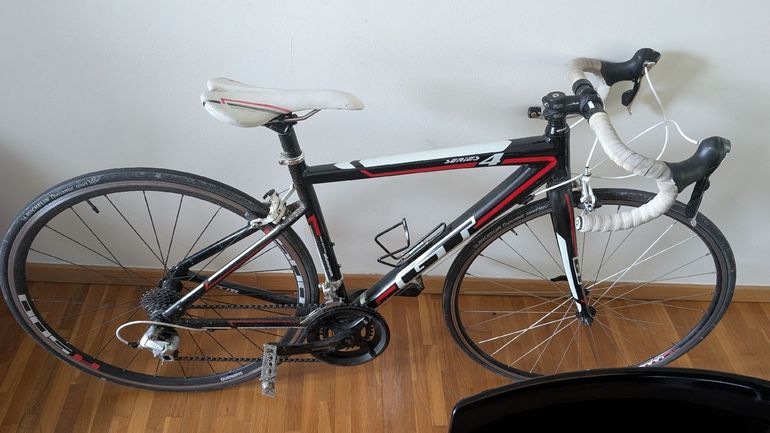 Used GT GT Custom Shimano Sora 2013 Road & Gravel, Black — image 1 of 7