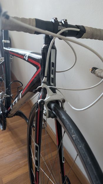 Used GT GT Custom Shimano Sora 2013 Road & Gravel, Black — image 5 of 7