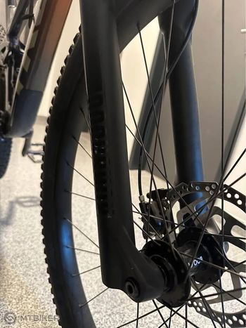 Used Trek Top fuel Shimano Deore 2023 Mountainbike — image 4 of 11