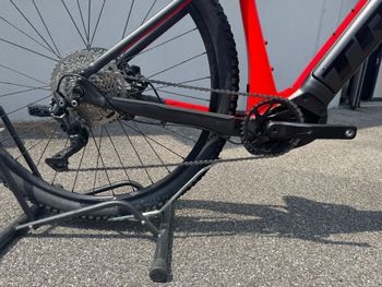Used Trek Powerfly 4 625 Gen 3 2023 2023 Mountainbike — image 5 of 12