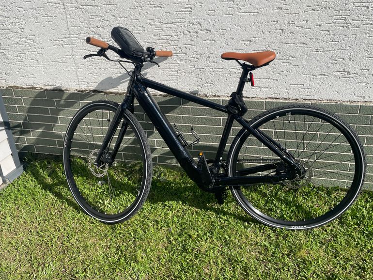 Used Momentum Voya E+ 3 2022 2022 Urban, Black — image 2 of 3