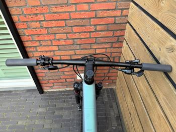 Used CUBE ACCESS WS C:62 PRO 2024 2024 Mountainbike, Gris claro — image 5 of 6