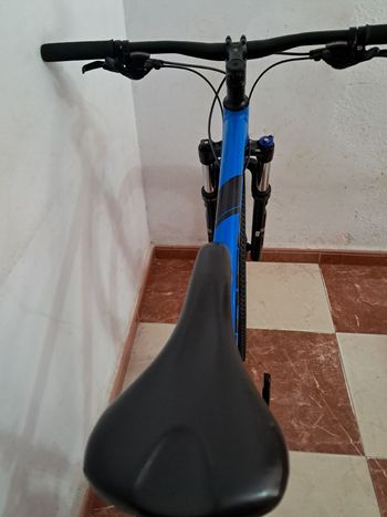 Used Trek Marlin 7 2018 2018 Mountainbike — image 7 of 10