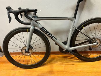 Used BMC Teammachine SLR02 DISC ONE 2018 2018 Road & Gravel — image 2 of 9