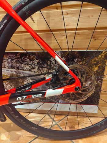Used Wilier WILIER GTR TEAM DISC SRAM RIVAL AXS 2023 Road & Gravel — image 4 of 15