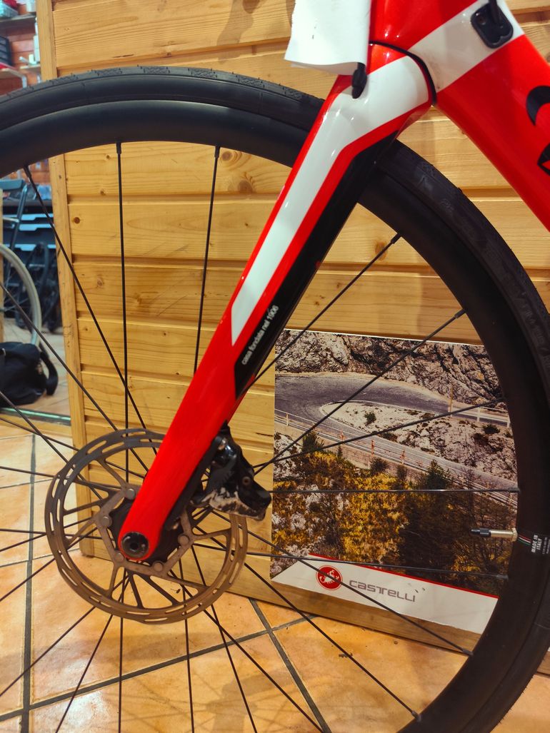 Used Wilier WILIER GTR TEAM DISC SRAM RIVAL AXS 2023 Road & Gravel — image 5 of 15