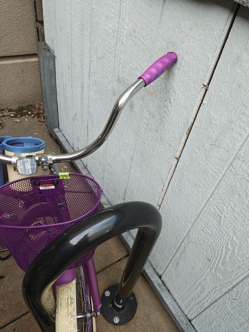 Used Huffy Nel Lusso Cruiser 2011 Youth, Purple — image 8 of 10