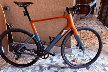 Used 3T Exploro RaceMax BOOST Dropbar 2022 2022 Road & Gravel, Arancione — image 5 of 7